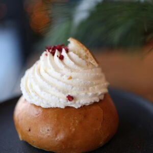 Cream Buns